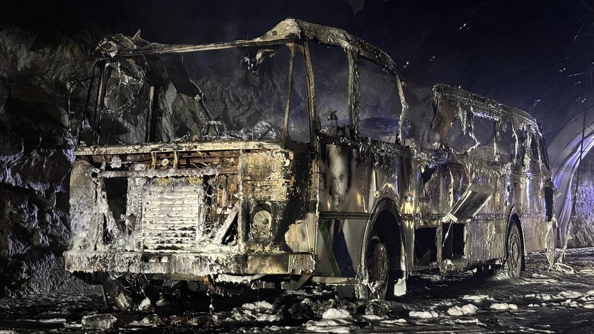 Forsterker akuttberedskapen etter russebuss-brannen