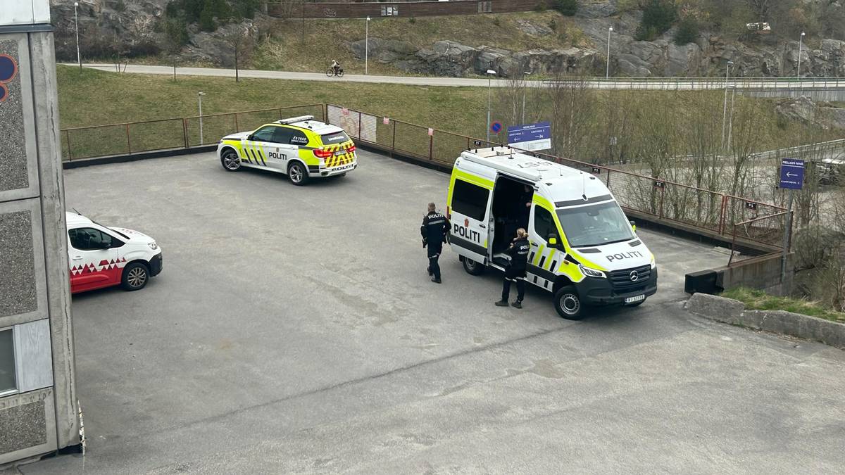 Til sykehus med stikkskader
