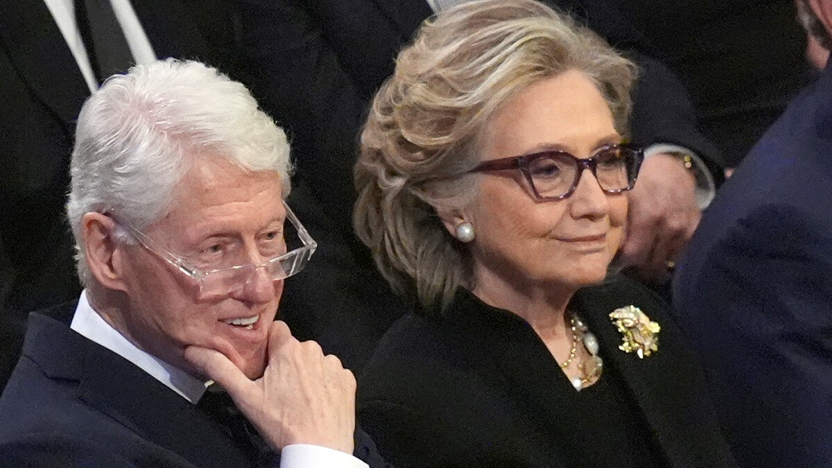Bill Clinton krever offentlig høring i Epstein-saken