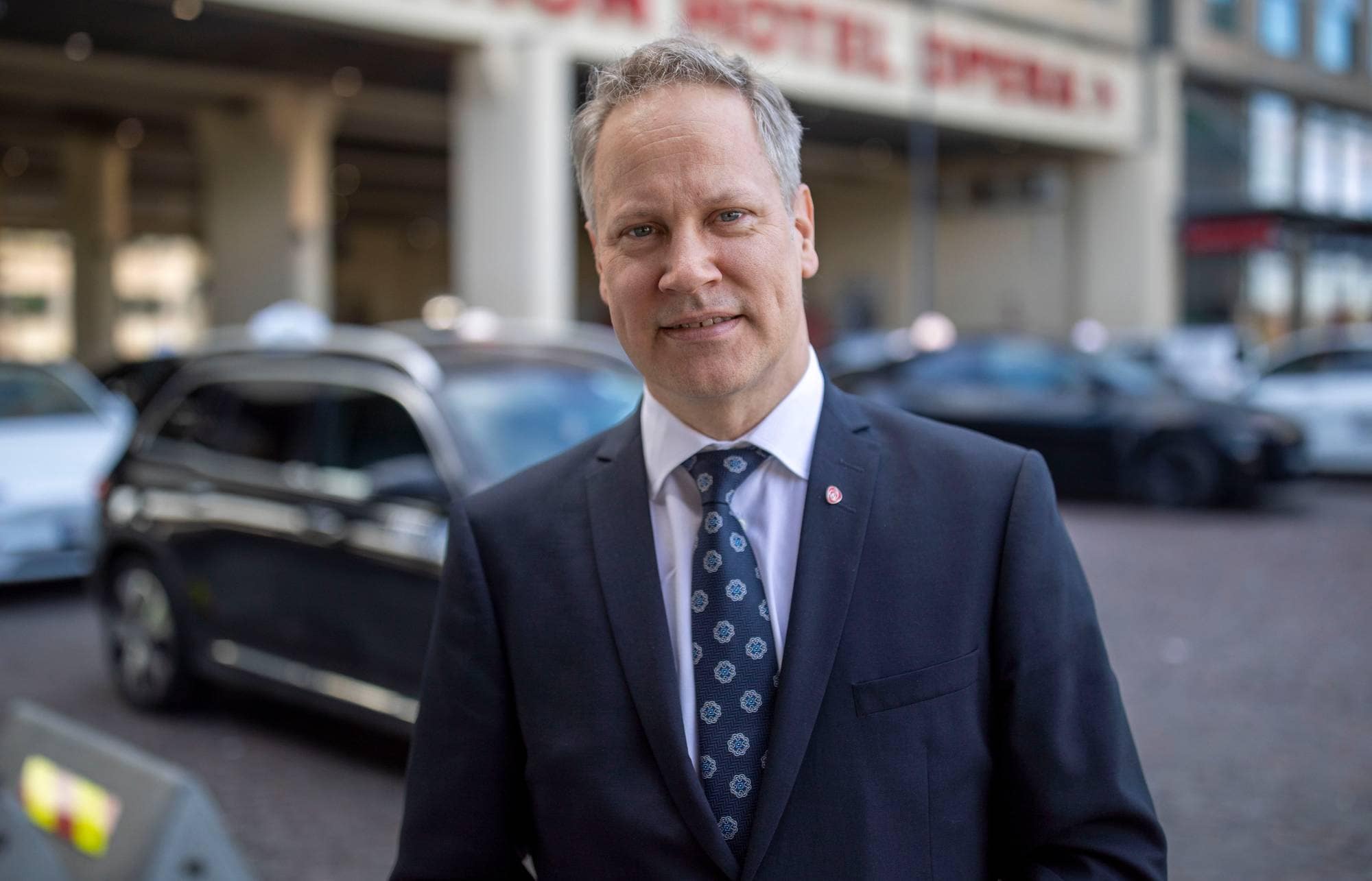 Samferdselsminister Jon-Ivar Nygård (Ap) om taxinæringen i Norge.