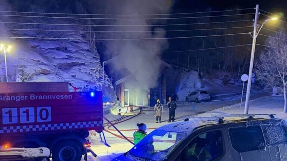 Brann i idrettshall i Sør-Varanger er slukket
