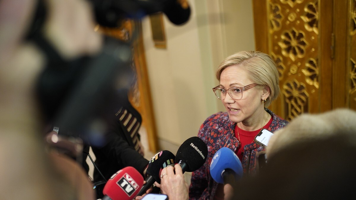 Kilder til NRK: Kjerkols oppgave underkjennes
