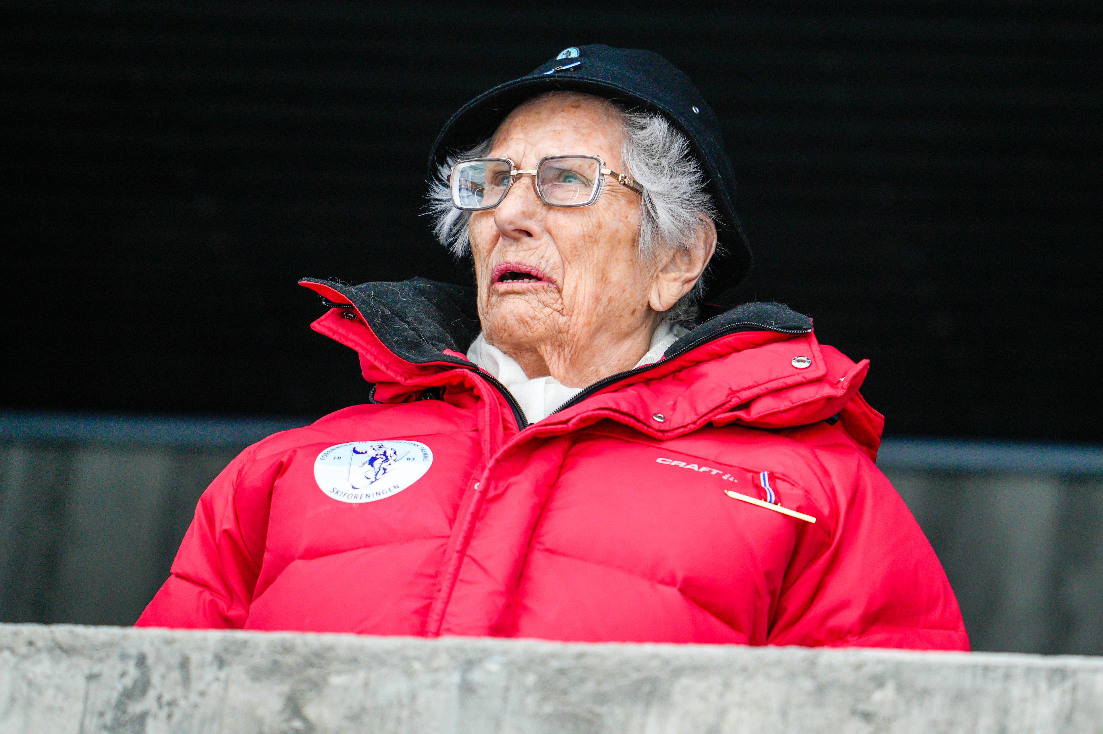 Prinsesse Astrid, fru Ferner er til stede under verdenscup i Holmenkollen,