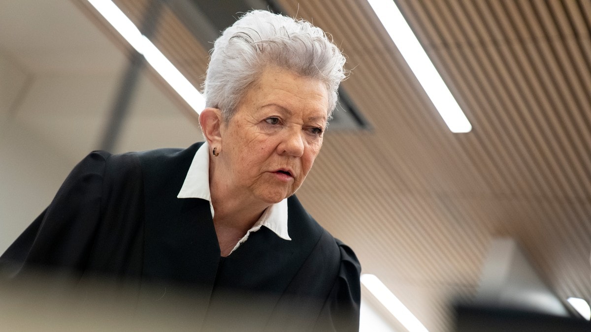 Høibys forsvarer langet ut mot pressen i retten: – Tsunami av negativ omtale