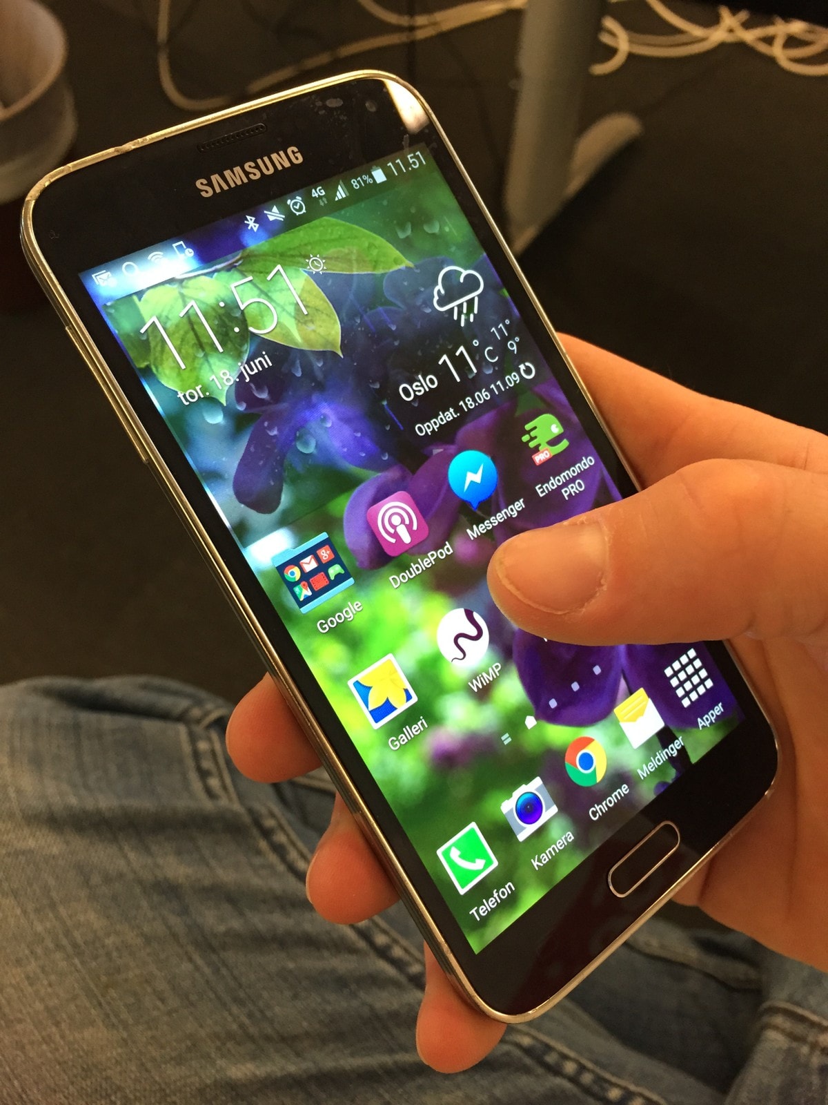 Lett å hacke seg inn i alle android telefoner – NRK Viten 600 millioner Samsung telefoner vidåpne for hacking