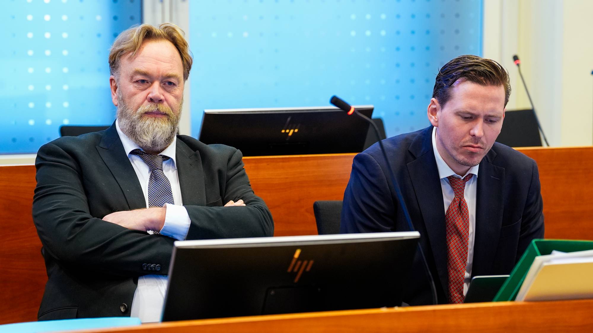 To advokater i retten