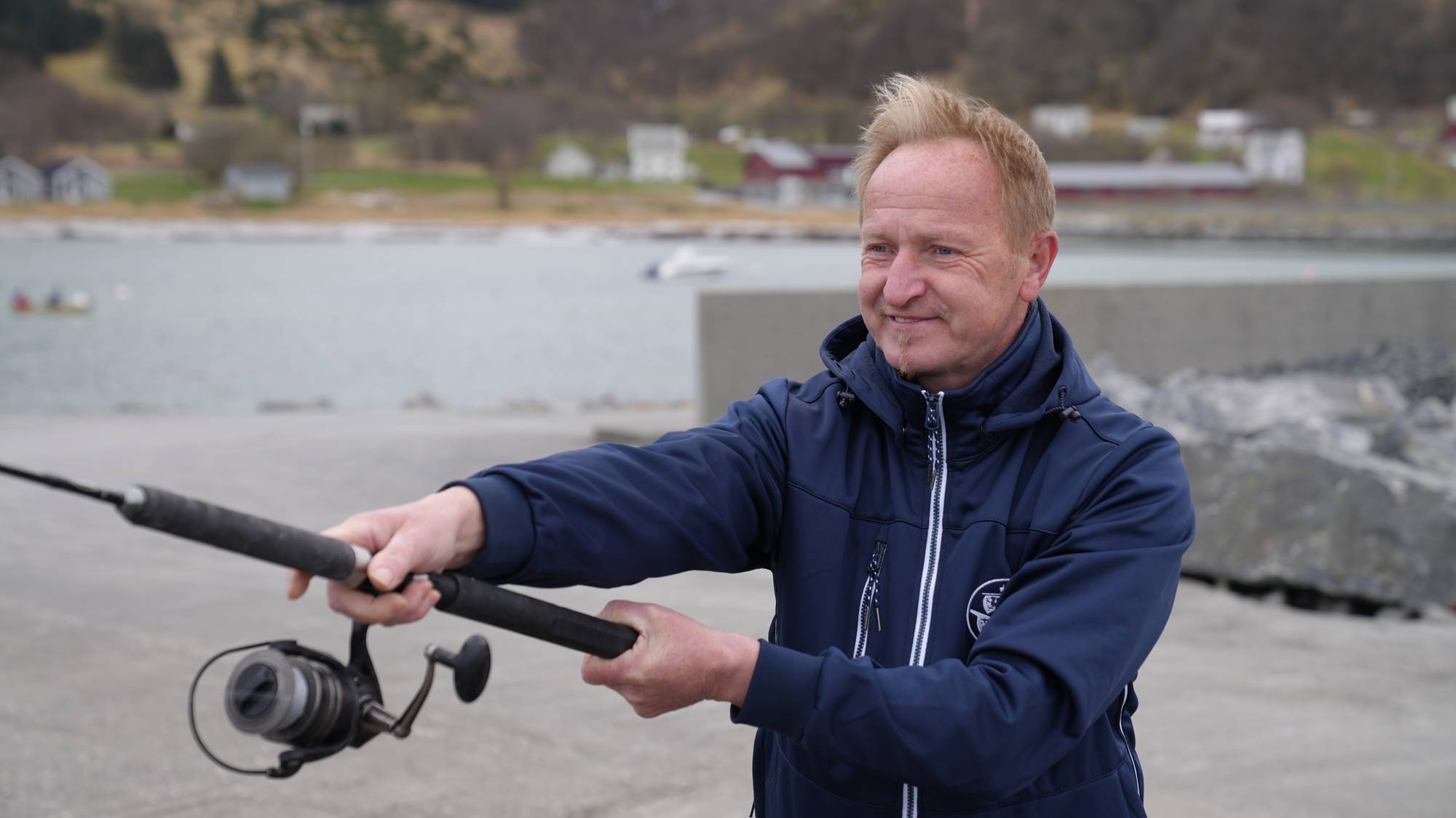 Tyske turistar fiskar på Flø