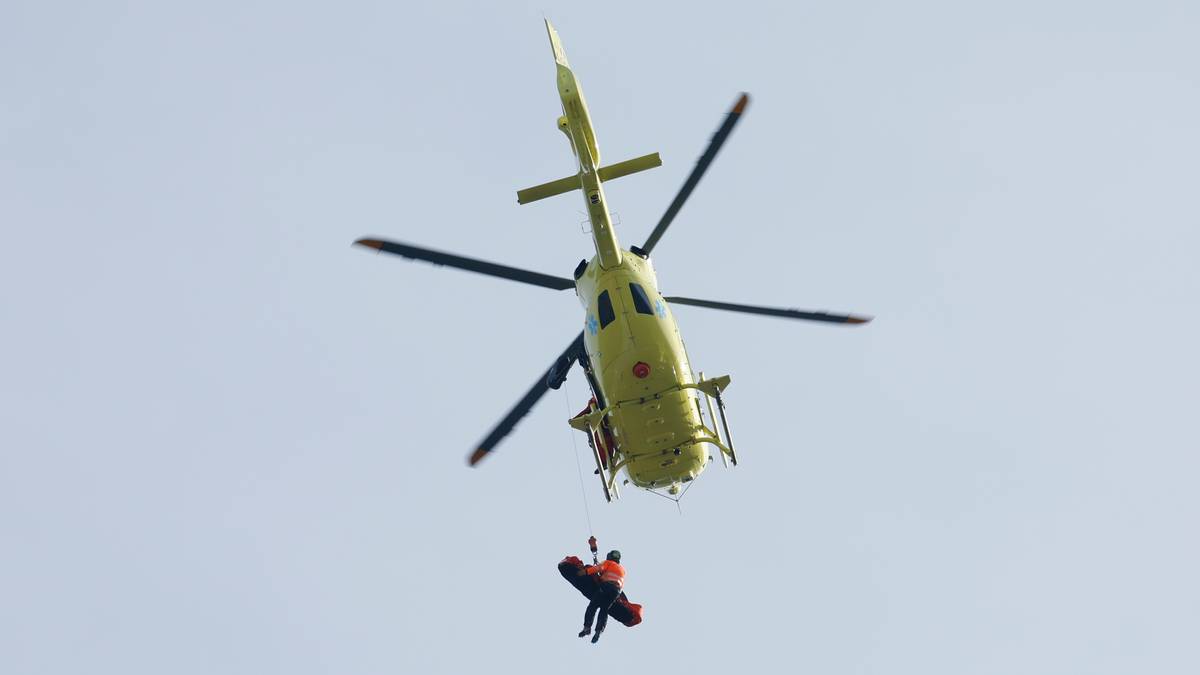 Brutte foto da Bormio – La stella alpina italiana ha dovuto essere raccolta in elicottero – NRK Sport – Notizie sportive, risultati e programma delle trasmissioni