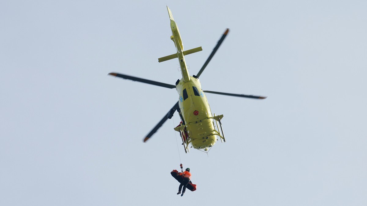 Stygge bilder fra Bormio – italiensk alpinstjerne måtte hentes med helikopter