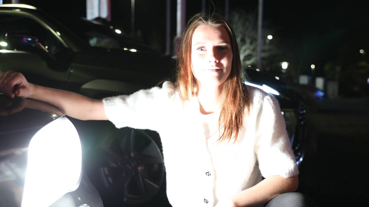 Advarer mot sterke lys: – Kan være veldig trafikkfarlig