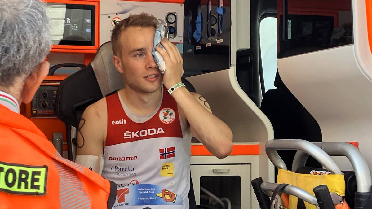 La stella norvegese del CE recuperata in ambulanza dopo una brutta collisione – NRK Sport – Notizie sportive, risultati e programma delle trasmissioni
