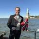 Foto: Privat Tormod Wilson Losnedal, ordfører i Stavanger, foran frihetsgudinnen i New York.