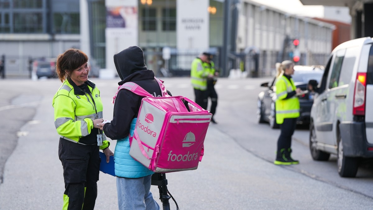 Storkontroll mot Foodora- og Wolt-bod: – Vil vi ha det slik i norsk arbeidsliv?