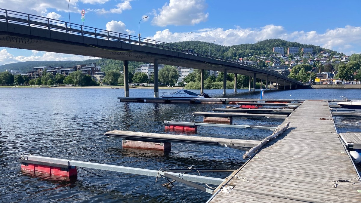 Funn av en død kvinne i vannet i Drammen
