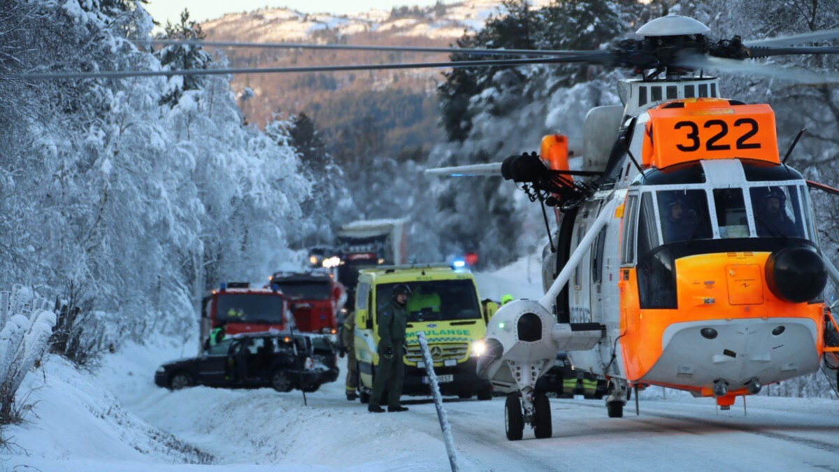 Flere sendt til sykehus etter trafikkulykke i Rindal