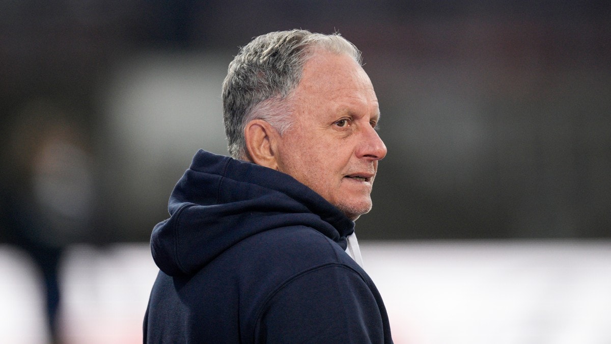 Jan Jönsson gir seg i Stabæk