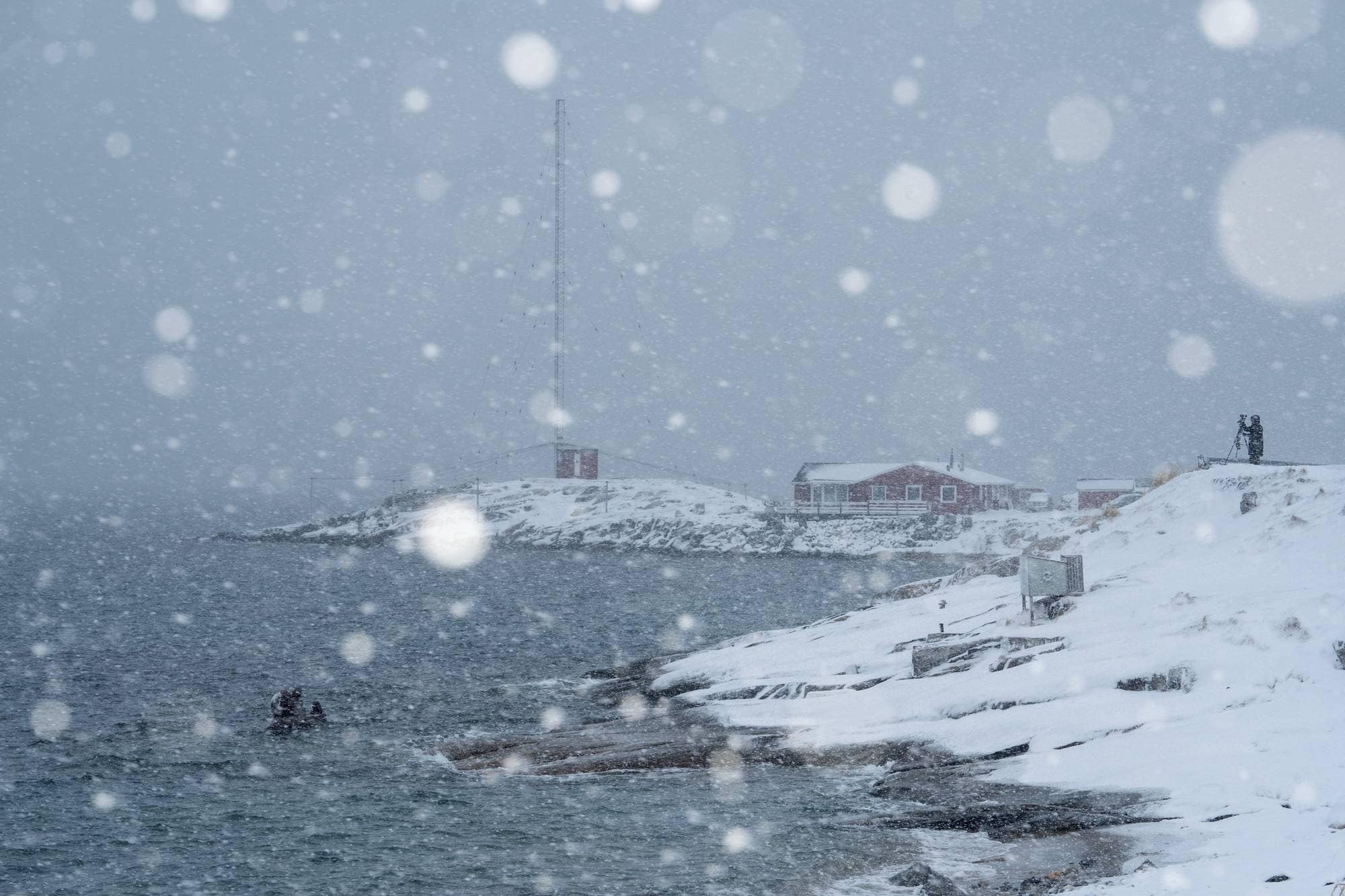 Bilde fra Nuuk, Grønland i snøvær