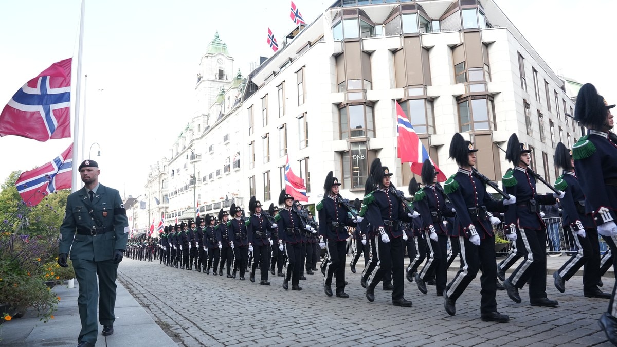Sikkerheten under gravferden: – La bunadskniven bli igjen hjemme