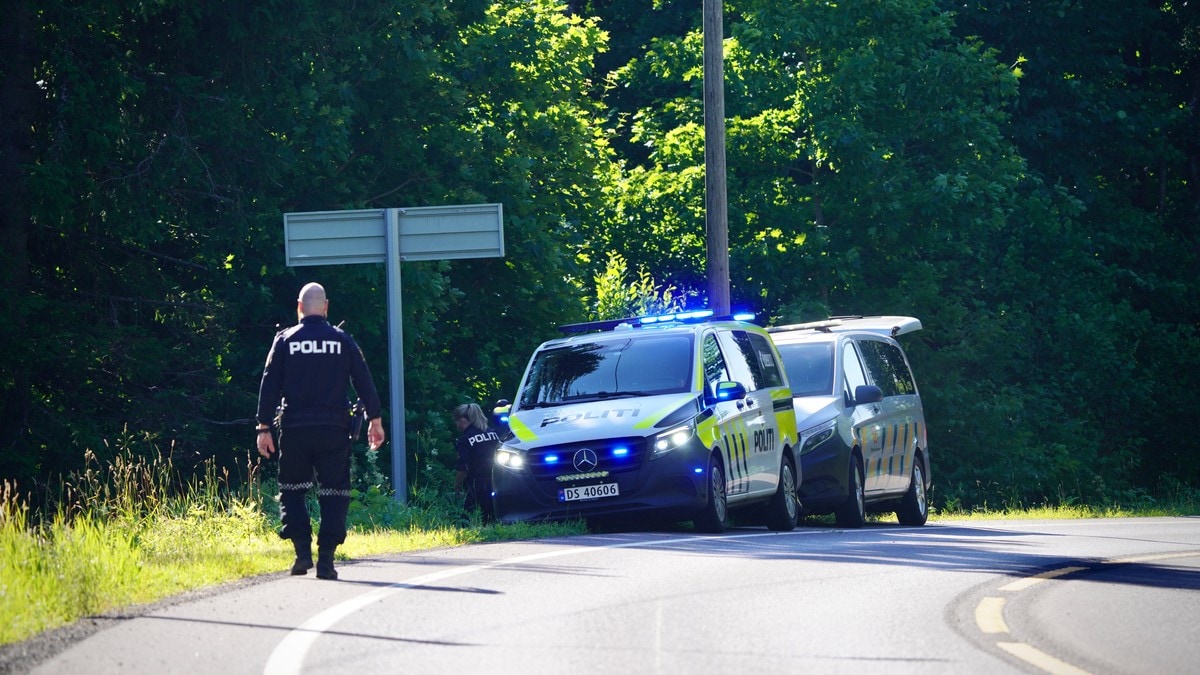 Død person funnet i bil i Horten