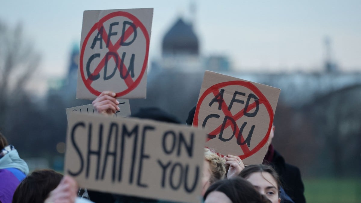 Innvandringslov nedstemt i Tyskland etter strid om AfD-støtte