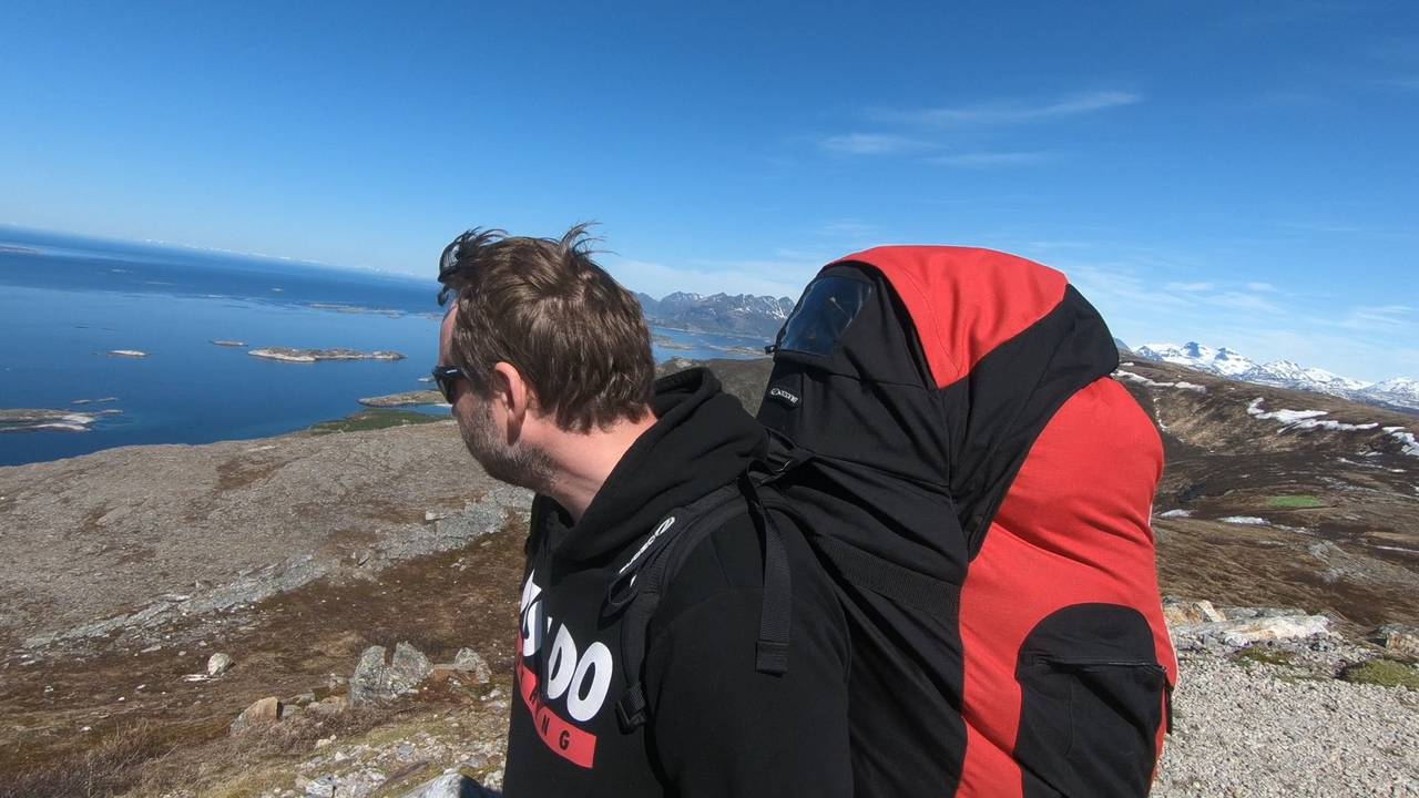 Morten Solø ser utover Landegodefjorden