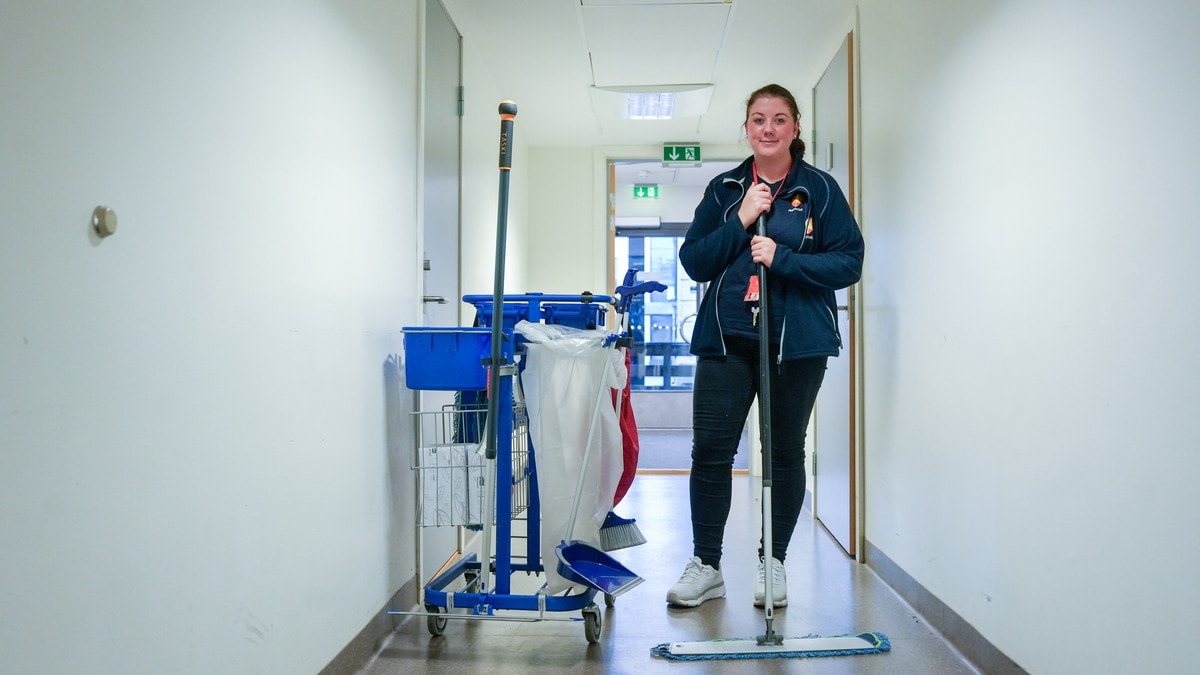 Renholdere fortviler etter kutt: – Vi er redd