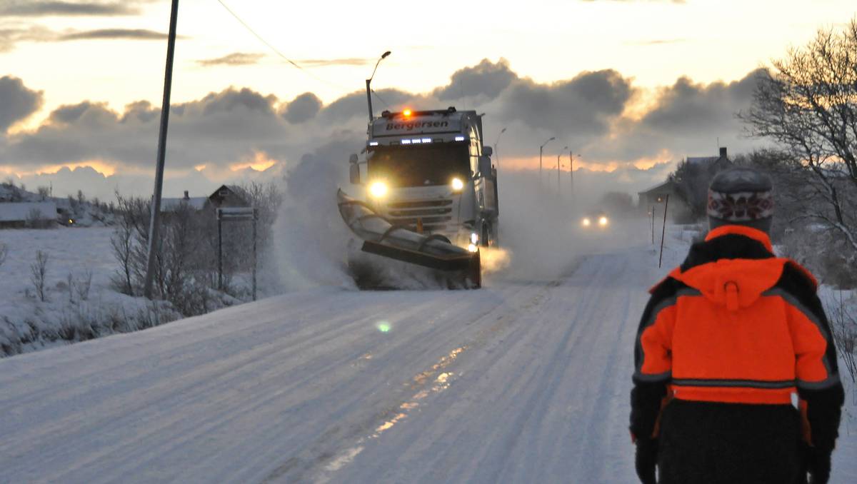 Kolonnekjøring over Bjørnfjell – NRK Nordland
