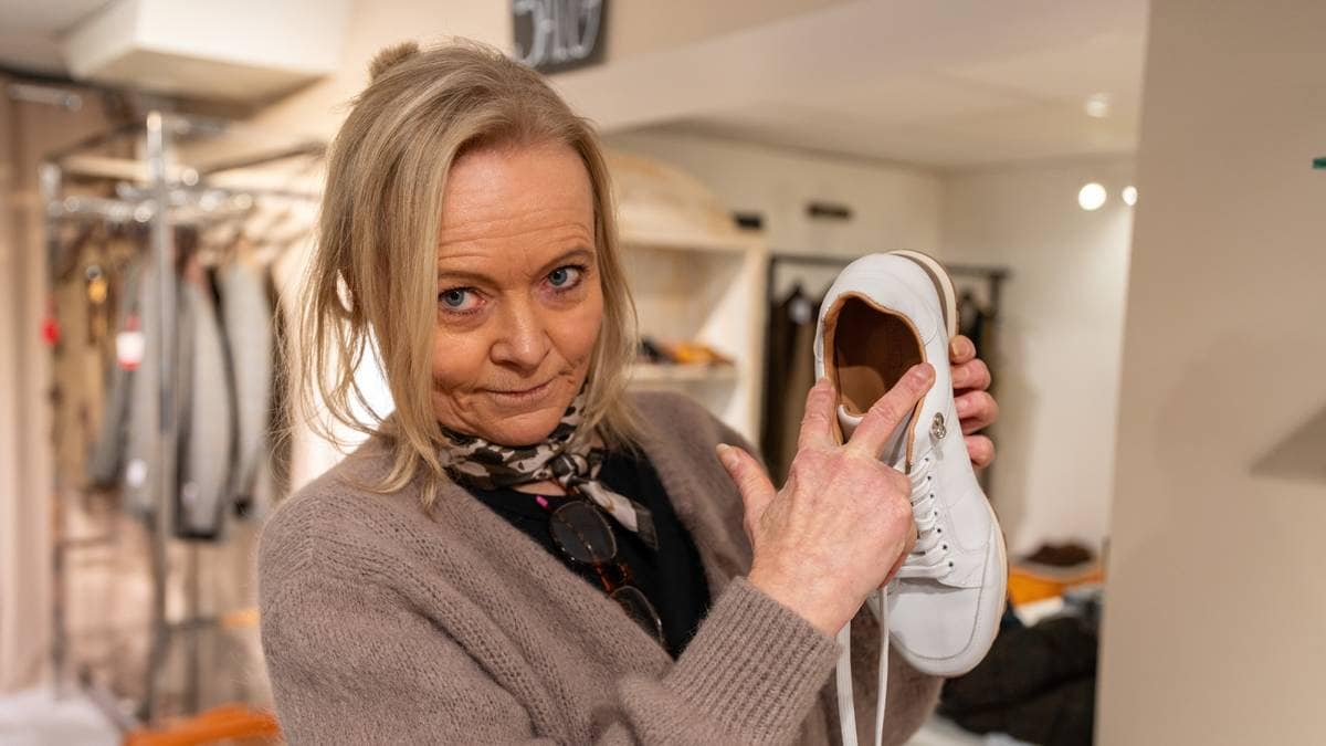 Skomakeren er bekymret: – Folk gidder ikke å knytte skoene sine lenger