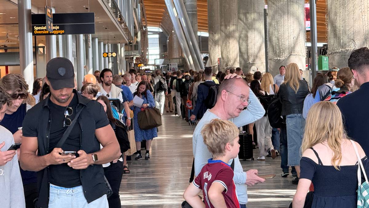 Sommerferietrykk på Gardermoen: – Beregn god tid