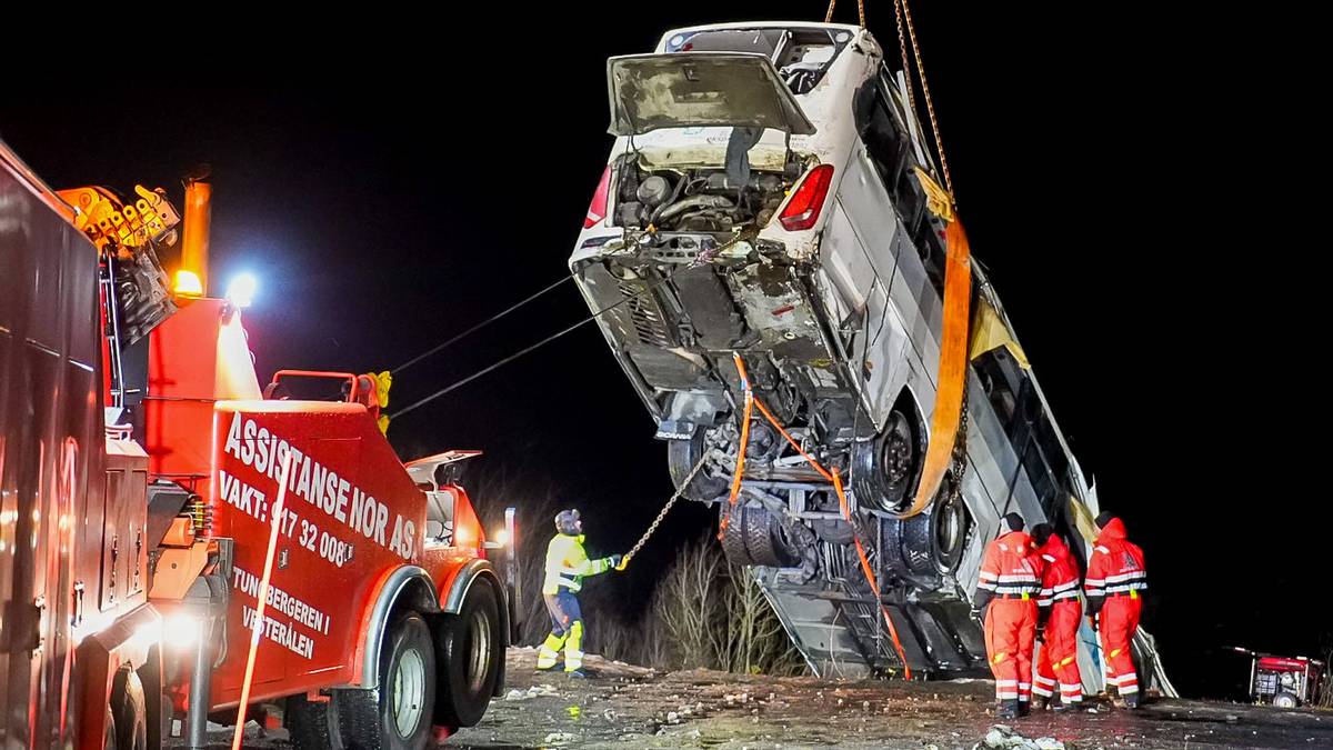 Henlegger sak etter bussulykken i Hadsel der tre personer omkom