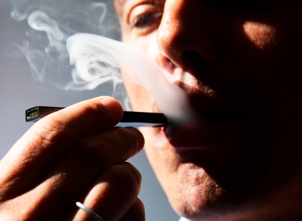 WHO advarer mot e-sigaretter