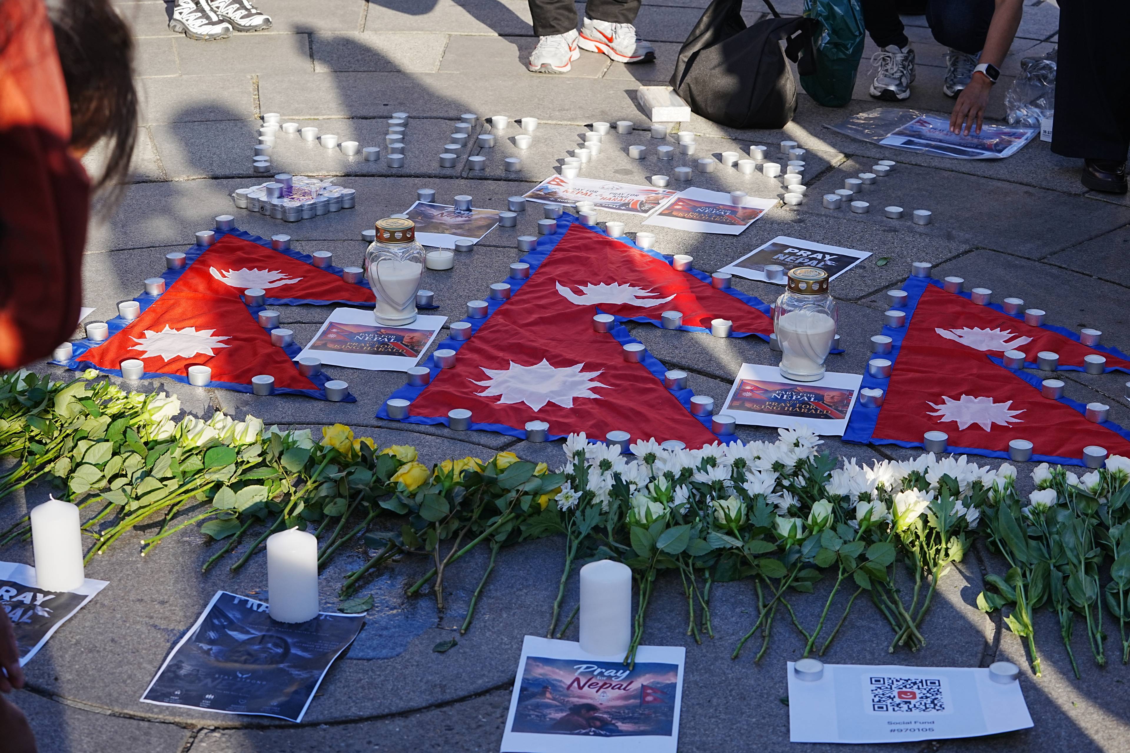 Nepalsk lystenningsseremoni på Stortinget