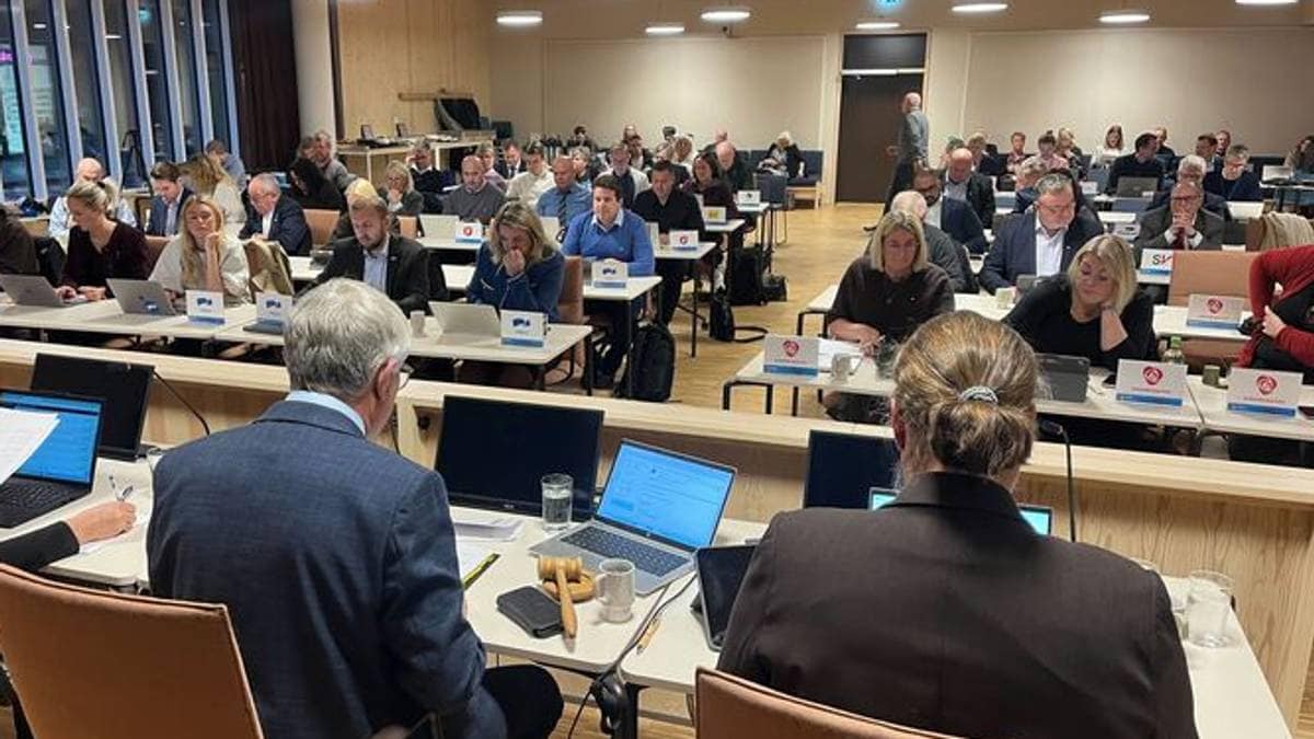 NÅ: Legger ned 15 tannklinikker