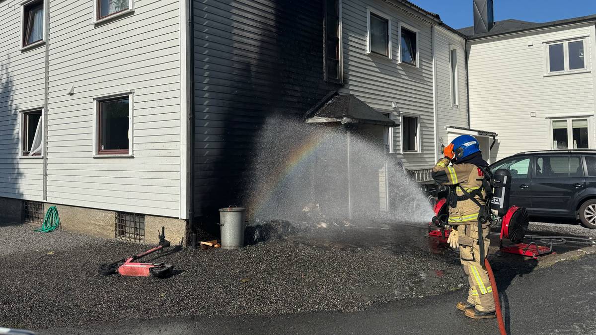 To til sykehus etter brann i Kristiansand
