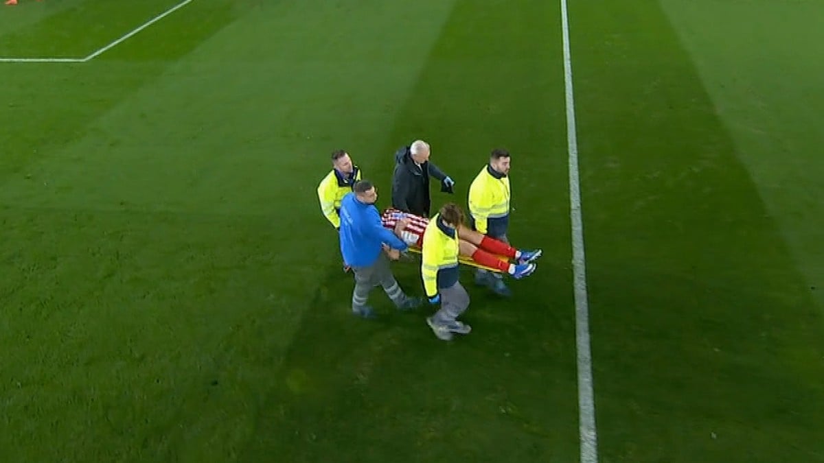 Alexander Sørloth til sjukehus etter hovudsmell