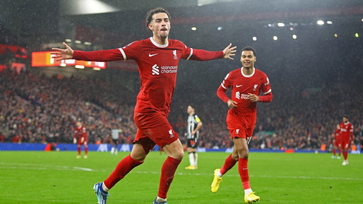 Målshow for Liverpool i kaoskamp – superspissens sjansesløseri skaper forundring
