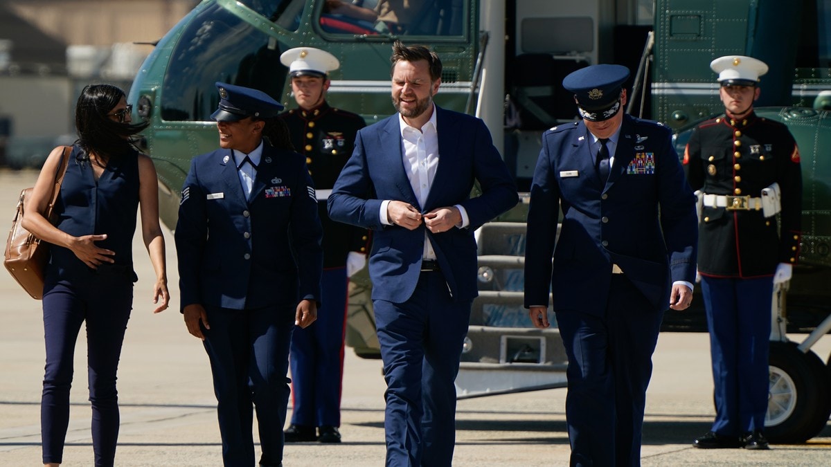 J.D. Vance har ankommet Sveits for Iran-samtaler