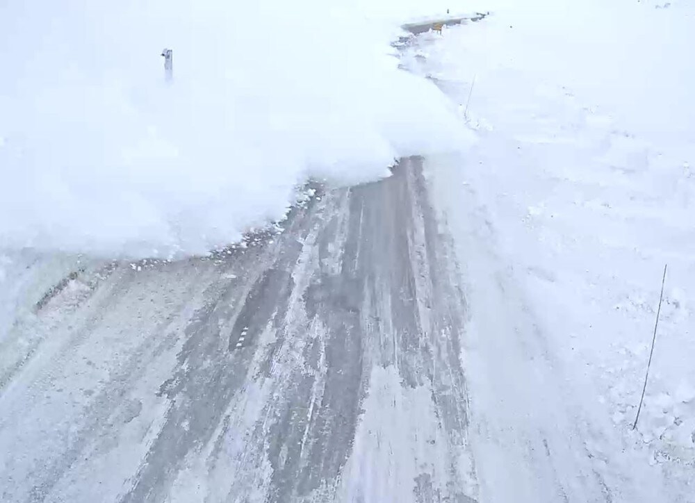 Her går raset: tunnel sperret etter snøskred