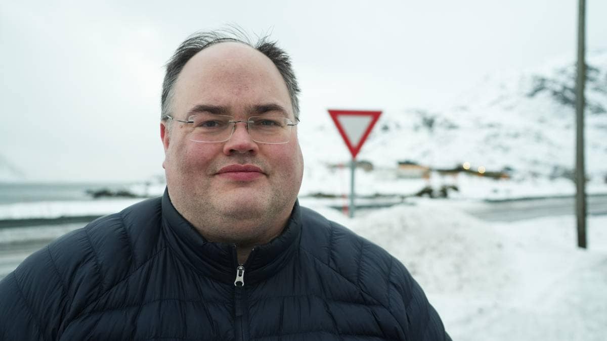 Privatpersoner vil fikse vei – ordføreren vil ikke lov noe som helst