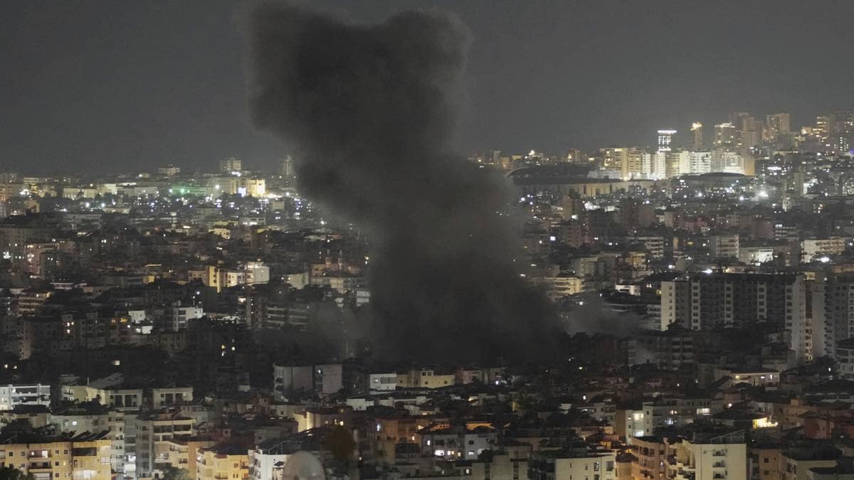 Israel angriper flere mål sør i Beirut
