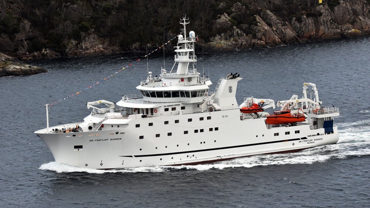 Skip evakuerer frå Oman – 20 nordmenn om bord