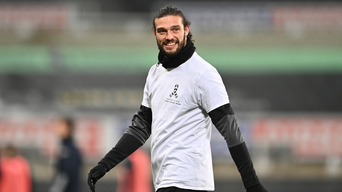 Tidligere Liverpool-spiss blir spillende trener for KSIs klubb