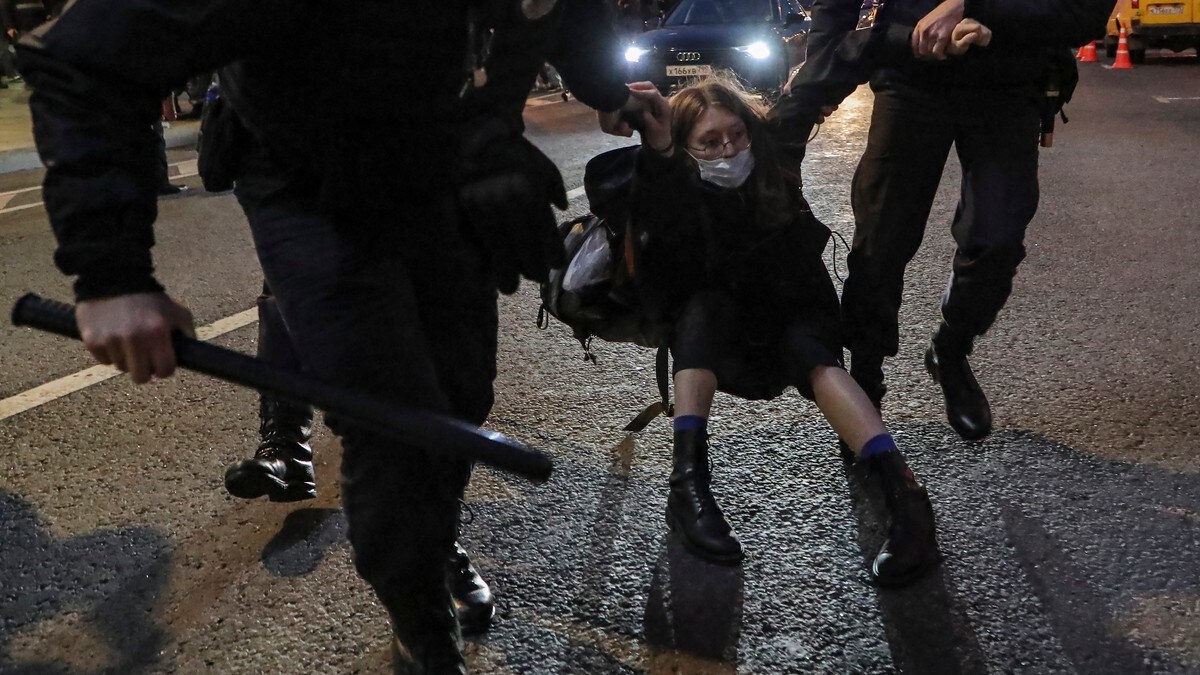 Russland: Fleire hundre arresterte i protestar mot mobiliseringa