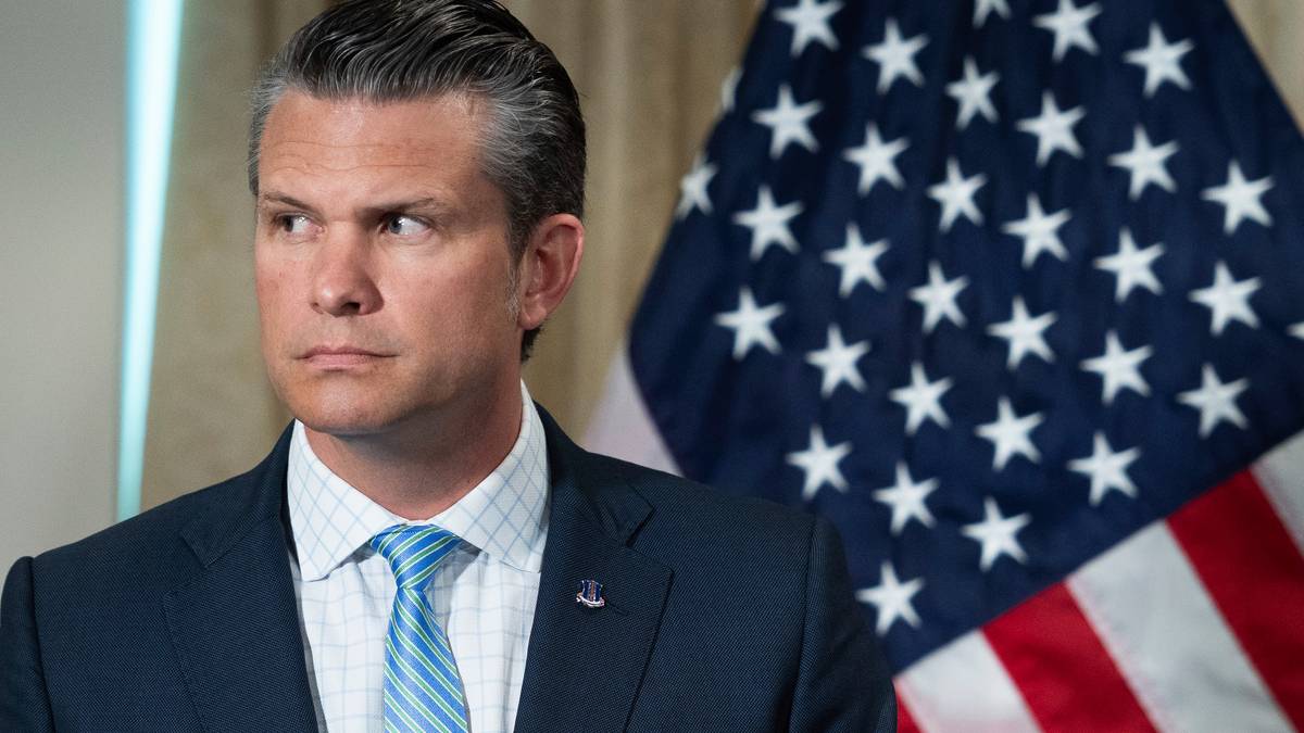 Medier: Hegseth kan ha satt soldater i fare med Signal-meldinger, ifølge Pentagon-rapport