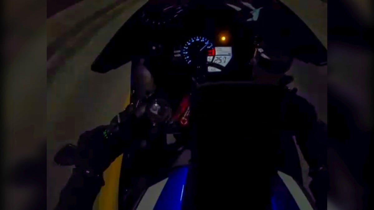 MC-fører filmet egen råkjøring: Speedometeret viste 265 km/t