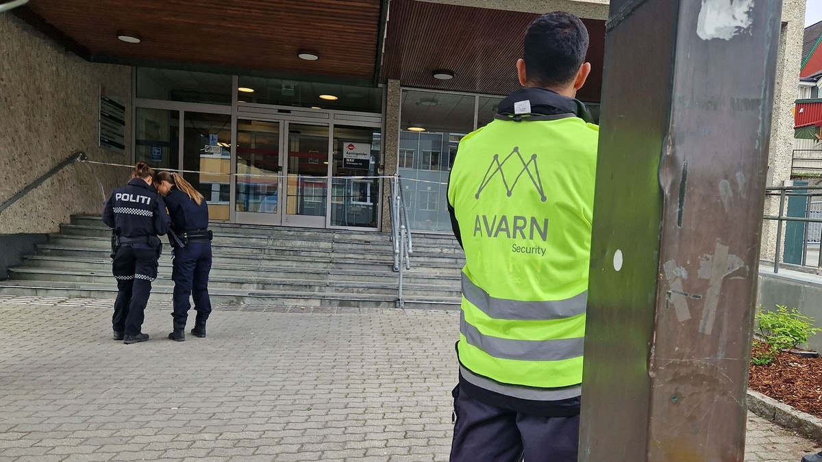 Nav-ansatt i Tromsø angrepet på vei til jobb – bygg evakuert