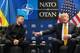 Alex Brandon / AP,NTB USAs president Donald Trump virket i godt humør under møtet med Ukrainas president Volodymyr Zelenskyj i Ankara.
