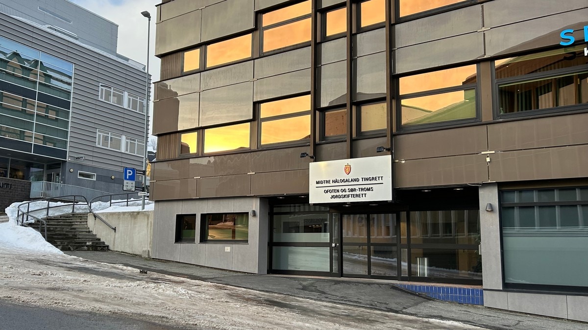 Kj&oslash;rte med 2,1 i promille