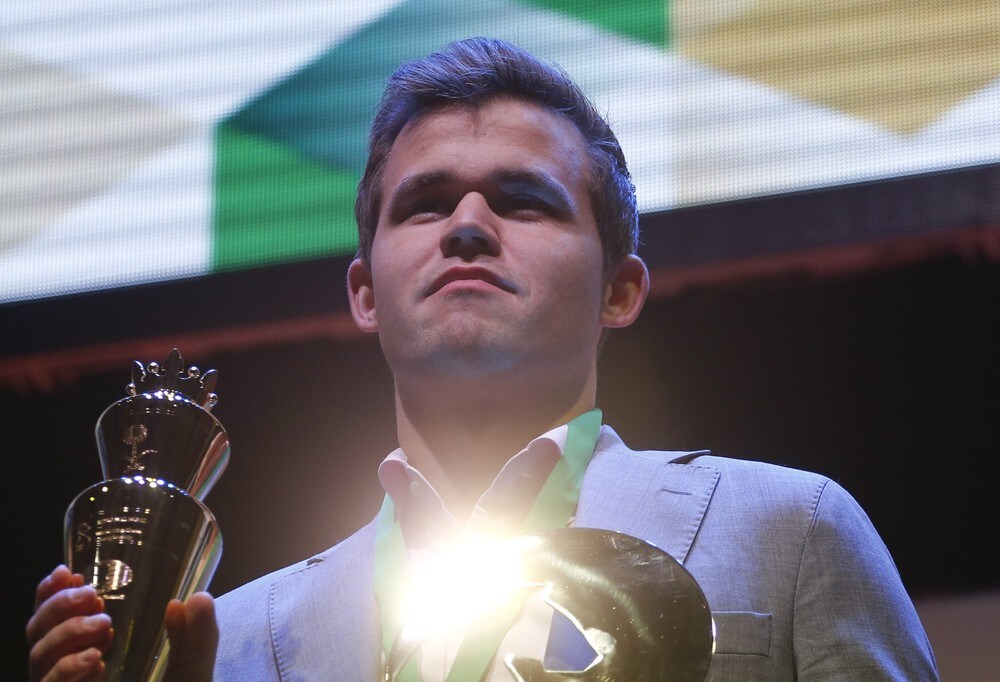 NRKs ekspert mener Carlsen nærmer seg tidenes beste