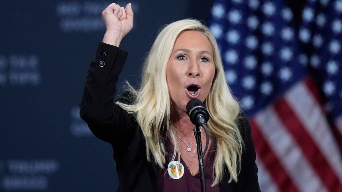 Trump kritiker Marjorie Taylor Green gir seg i politikken